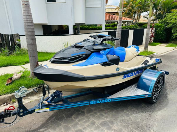 Jestski - Sea-Doo RXT-X 300